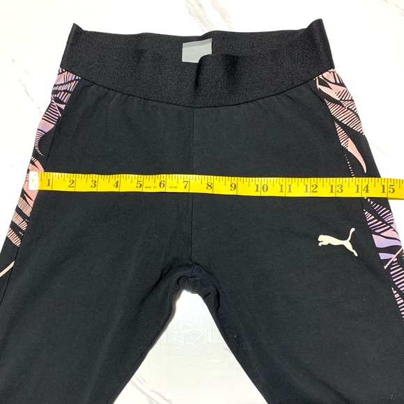 Puma Women’s Black Pink Leaves Print On Sides Lightweight Leggings Size XS/Small - Picture 9 of 12